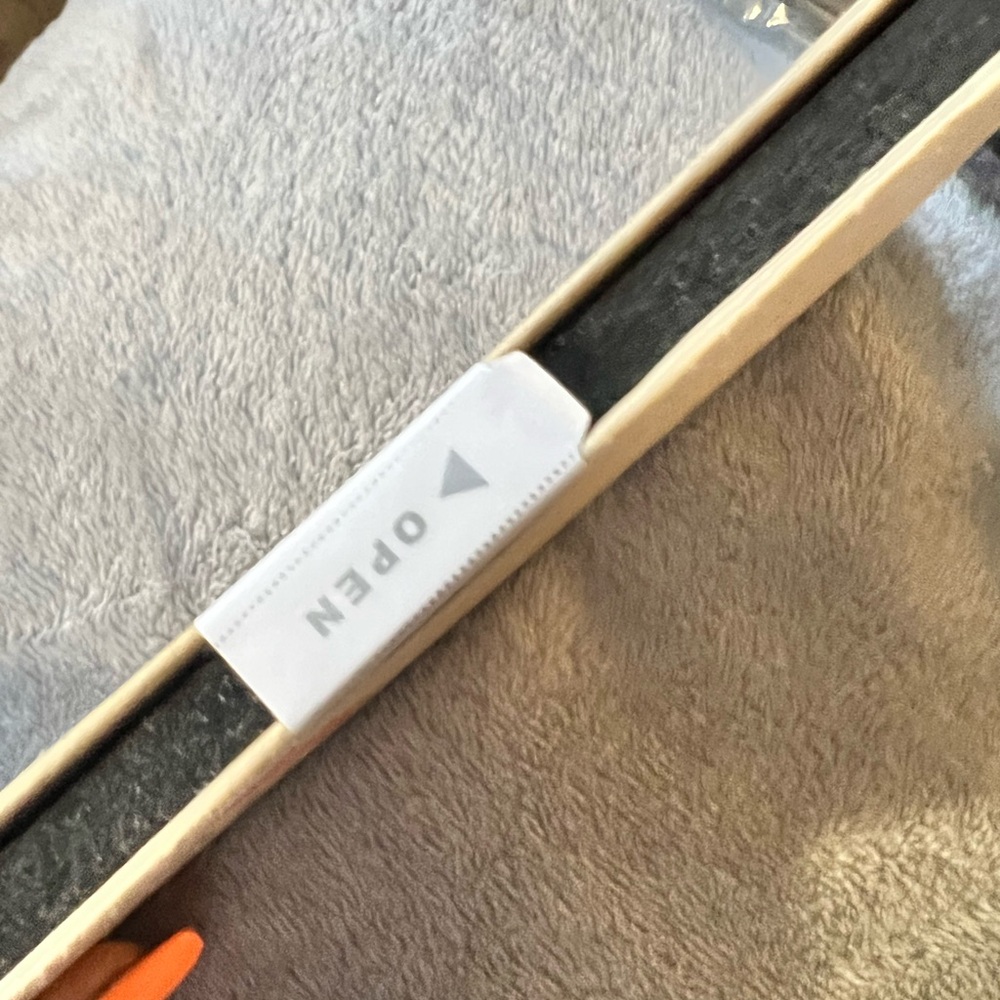 Tempered Glass Screen Protector - Picture 2 of 3